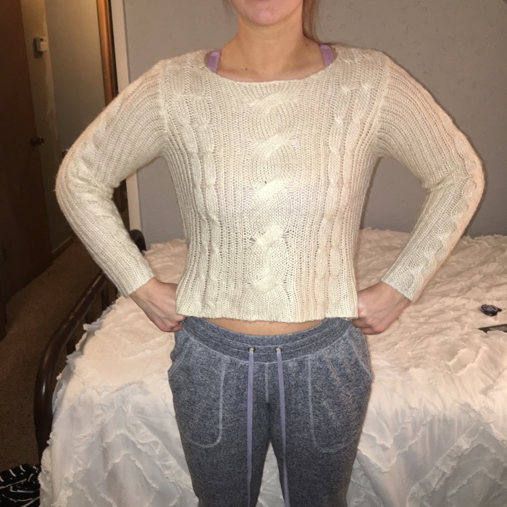 SWEATER